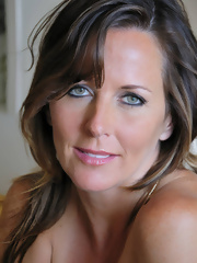 mature_sex_gall_2025_12999984